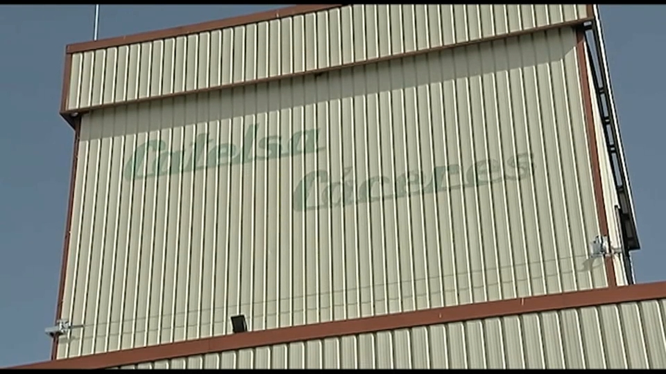 Fachada de Catelsa, Cáceres.