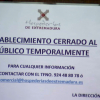 Cartel de 'Cerrado' en una Hospedería