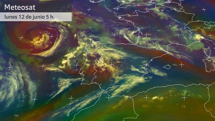 Imagen del Meteosat lunes 12 de junio 5 h.
