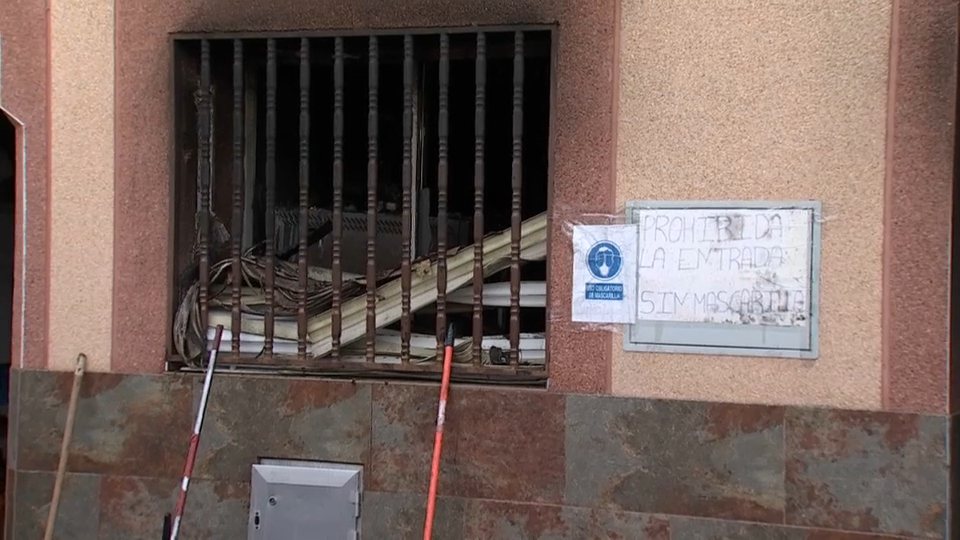Incendio en una tienda de alimentación en Mérida