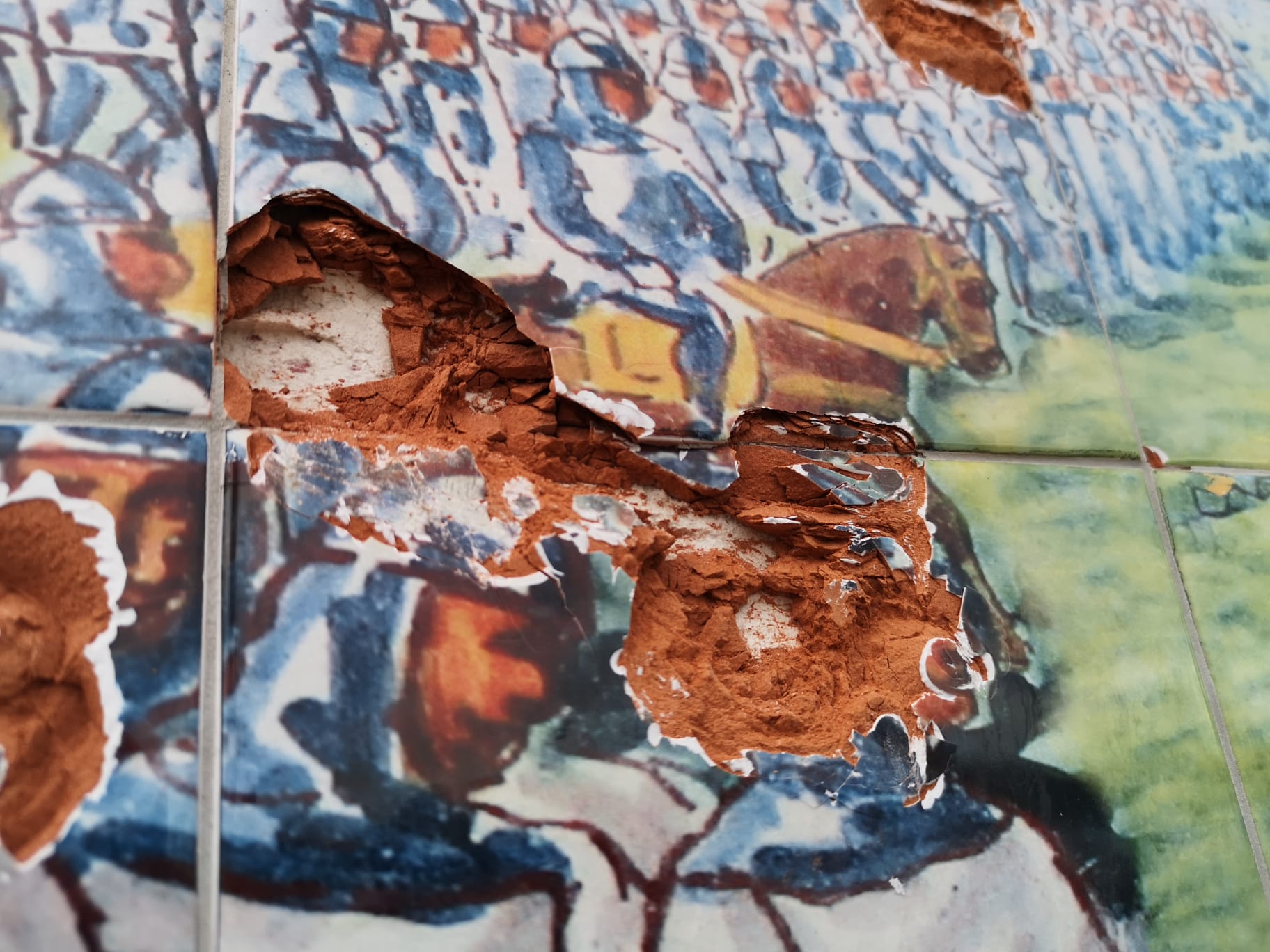 Imagen del mural dañado
