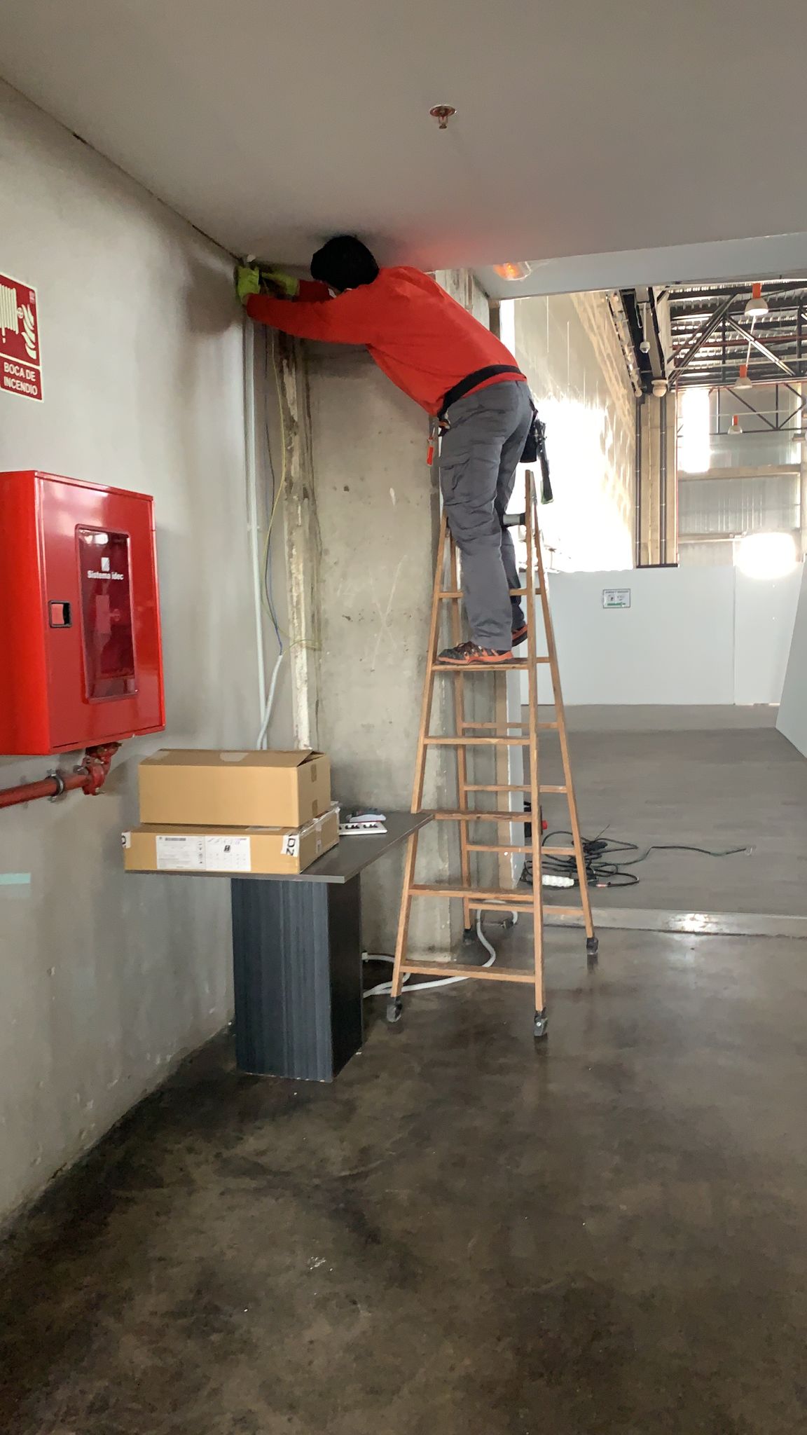 Desmontaje de la infraestructura eléctrica