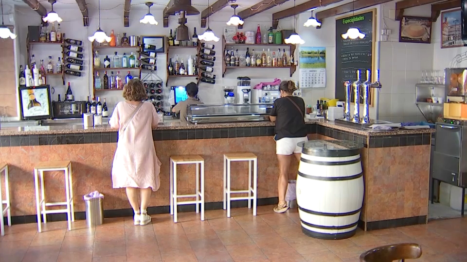 Un bar abierto esta mañana