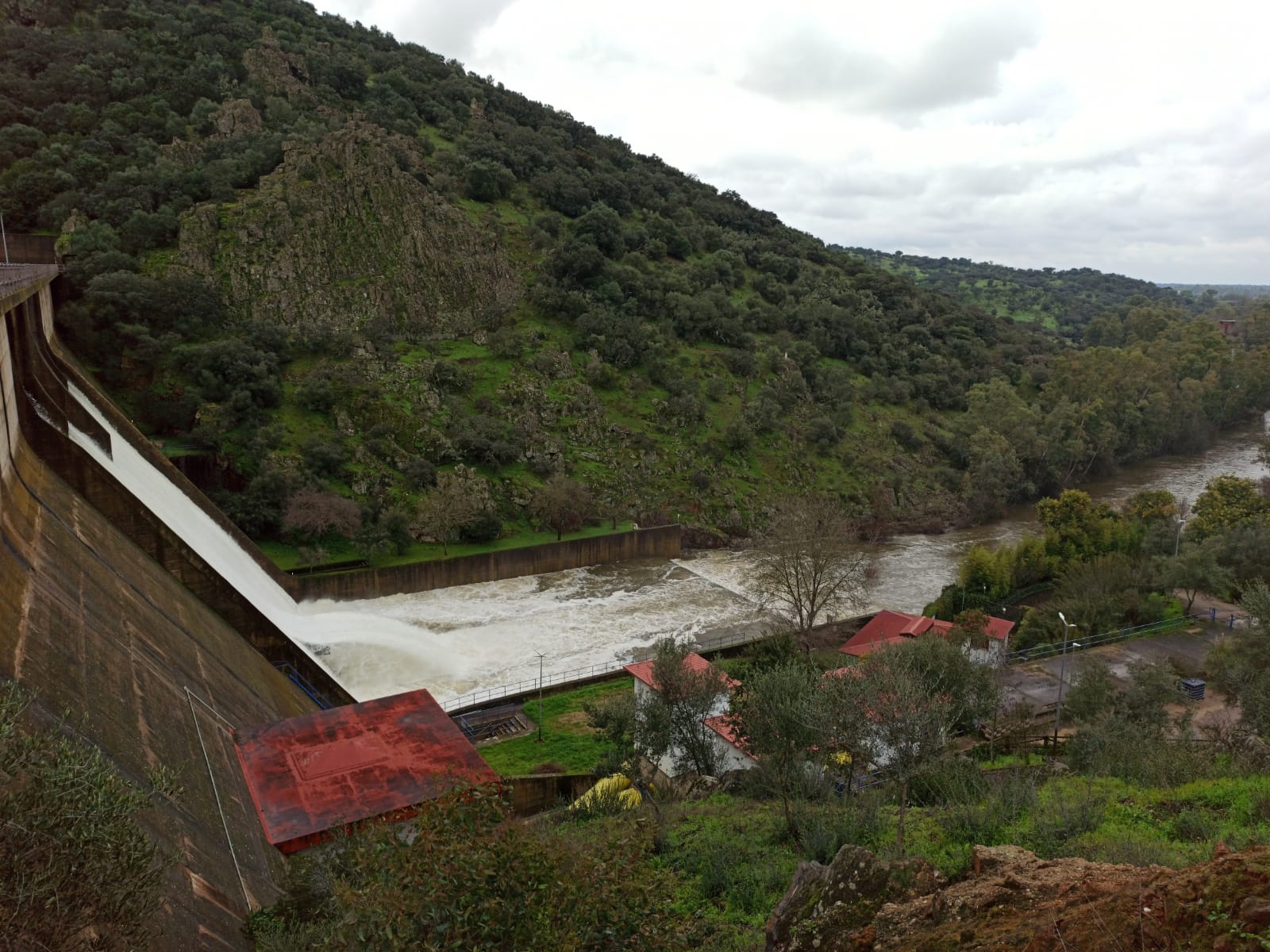 Presa de Villar del Rey