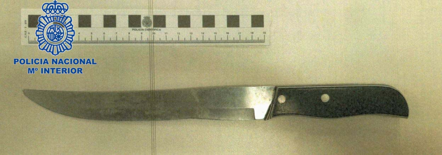 Arma blanca utilizada por el detenido
