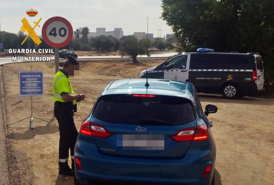 Control de la Guardia Civil.