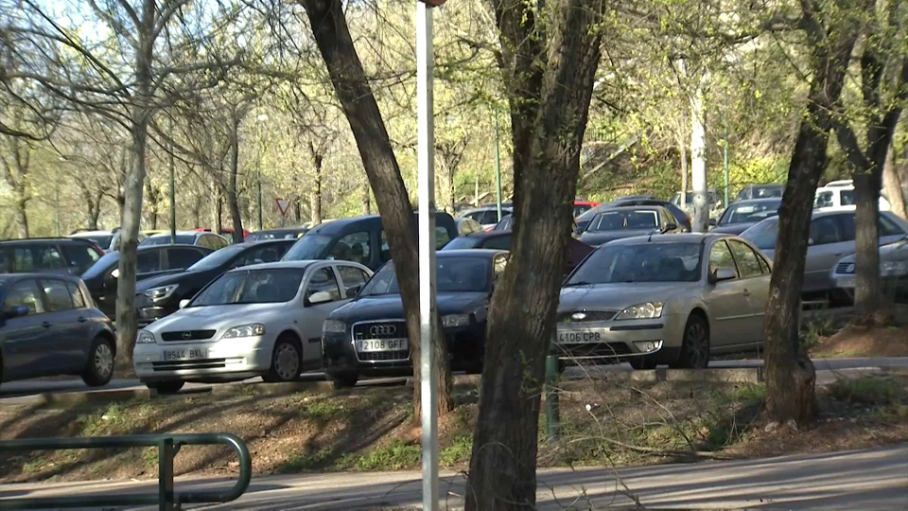 Aparcamientos en el Parque