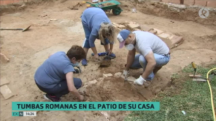 Imagen del descubrimiento arqueológico en la casa familiar