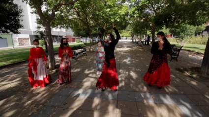 El flamenco aflora en las calles de Valdepasillas 