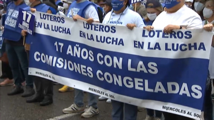 Un centenar de loteros extremeños piden mejoras laborales