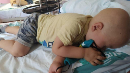 El pequeño Marco, de 3 años, está a la espera de encontrar un donante compatible