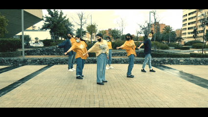DANZA URBANA BADAJOZ  -MUÉVETE