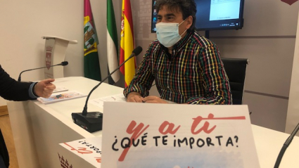 El técnico de Juventud, Luis Manuel Rodríguez.