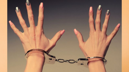 Esclavas de la manicura