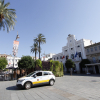 Coche de la Policía Local de Mérida en la Plaza de España