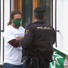 Ecologistas en acción encadenados en la Asamblea