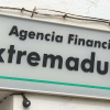 Fachada de la oficina de Unicaja Banco en Torremayor (Badajoz)