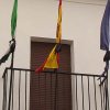 Banderas a media asta Trasierra