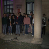 Familiares y vecinos durante la protesta por el crimen machista