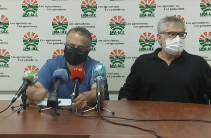 Huertas y Cruz en la sede de la organización