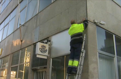 Trabajos para el cambio de nombre de la avenida