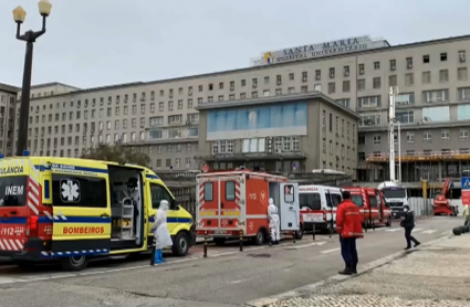 Hospital de Lisboa colapsado y con ambulancias haciendo cola a la entrada