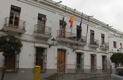 Fachada ayuntamiento de Madrigalejo