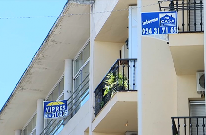 Carteles de inmobiliarias en viviendas
