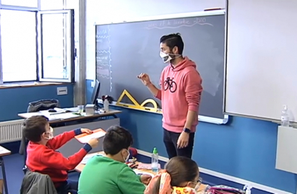 La previsión es que se vacunen 16.000 profesionales de la educación en Extremadura