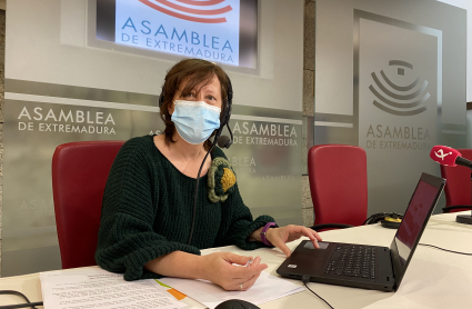 Laura Cruz, editora del informativo Última hora 