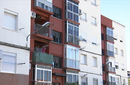 Edificio donde se sancionaron a 5 personas en Plasencia