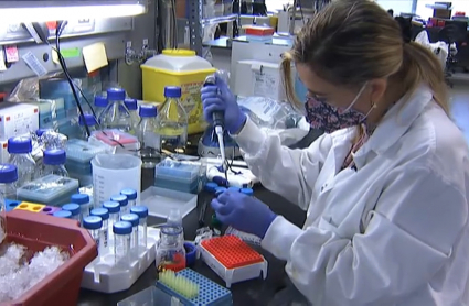 Guadalupe Sabio en su puesto de trabajo.