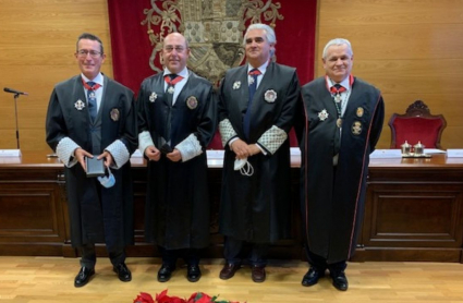 Los cuatro galardonados con la Medalla de la Orden de San Raimundo de Peñafort.