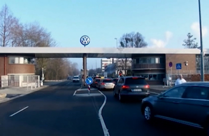 Entrada a la fábrica de Volkswagen