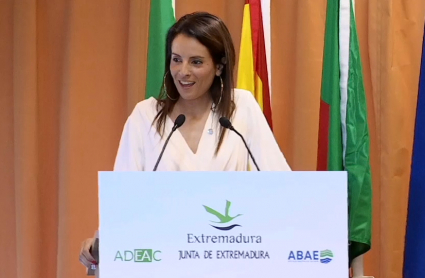 Nuria Flores
