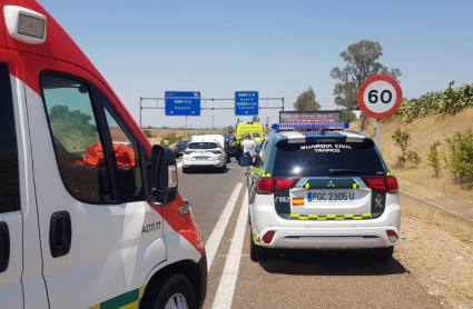 Accidente A-5 Cruz Roja y Guardia Civil