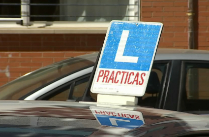 L de autoescuela