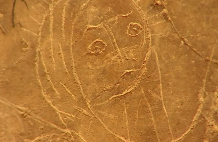 Una mujer pájaro, uno de los grafitis medievales más singulares