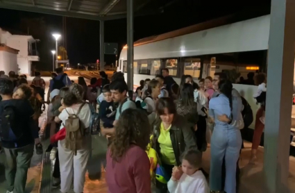 Los viajeros llegaron a Zafra a las 23:58H