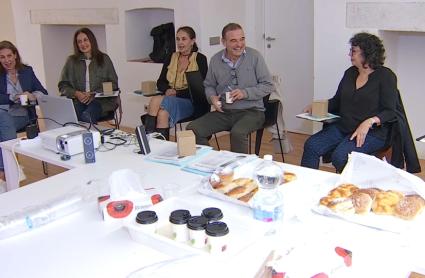 Participantes de un Death Café en Olivenza 