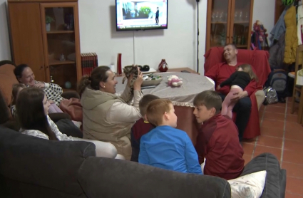 La familia ucraniana Dehtiarenko se reencuentra en Llerena